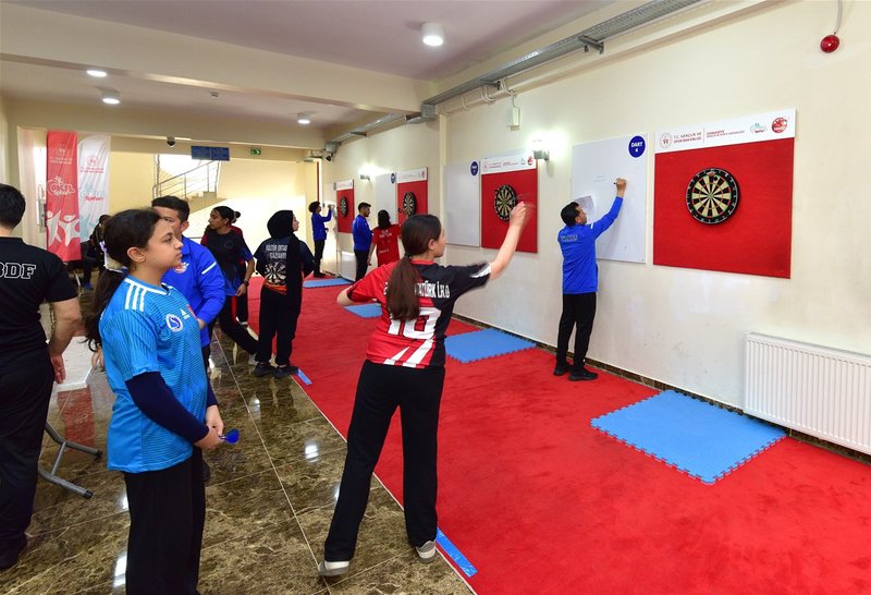 Osmaniye'de Yıldızlar/Gençler Kız-Erkek Dart Grup Birinciliği Başladı - Görsel 4