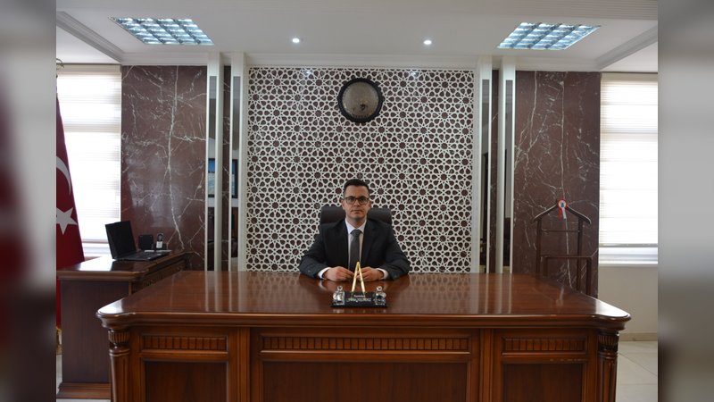 Honaz Kaymakamı Vahit Yılmaz'dan 23 Nisan Mesajı