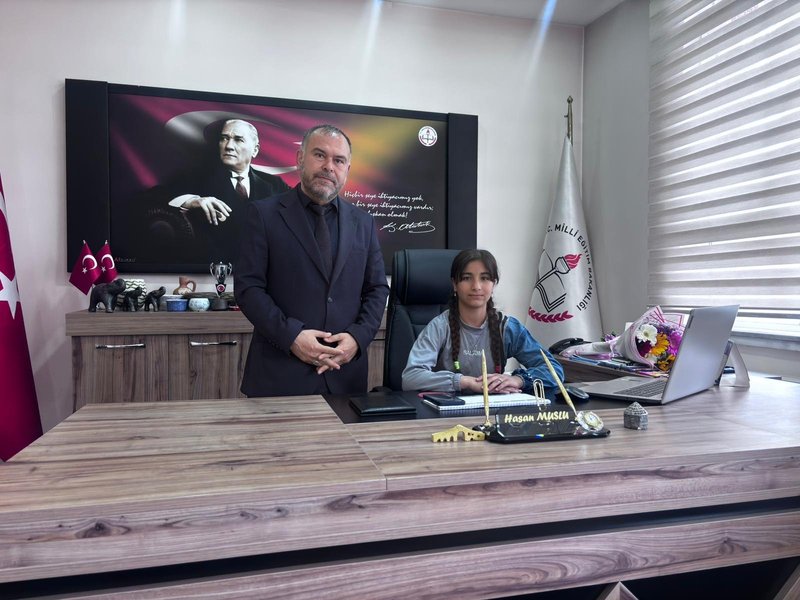 Keskin'de Minik Öğrenciler İlçe Milli Eğitim Müdürlüğü Koltuğuna Oturdu - Görsel 3
