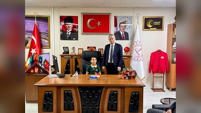 Kırıkhan'da 23 Nisan Coşkusu: Öğrenci Temsili Makam Devri