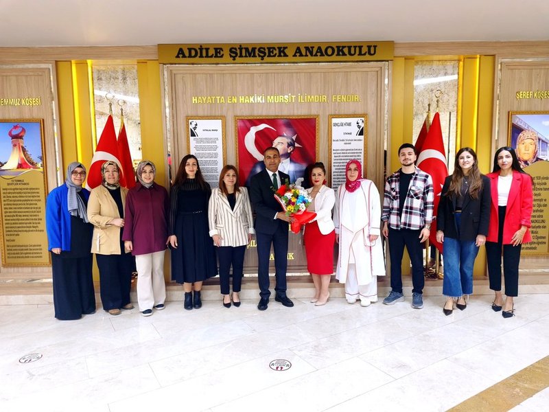 Şahinbey İlçe Millî Eğitim Müdürü Eyüp Güneş, Adile Şimşek Anaokulu'nda 23 Nisan Coşkusuna Ortak Oldu - Görsel 2