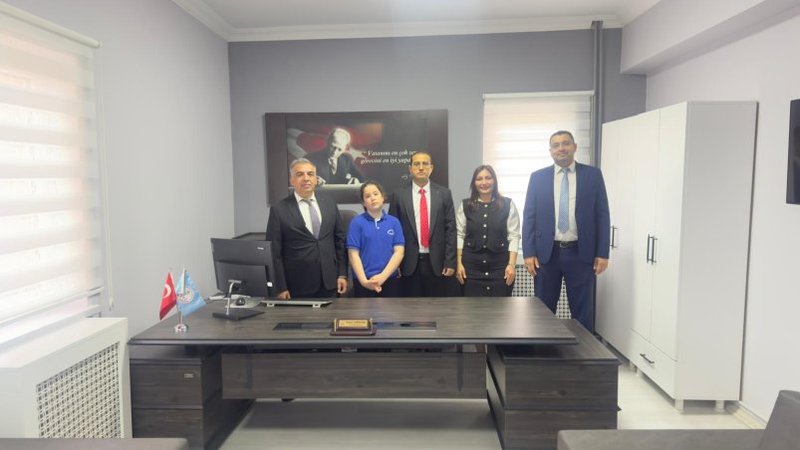 Güney İlçe Milli Eğitim Müdürü Makamını Öğrenciye Devretti - Görsel 3