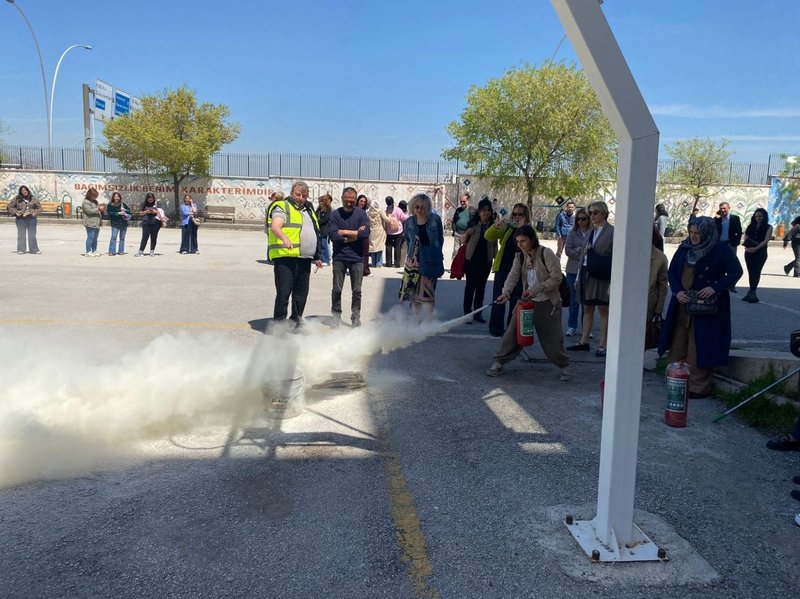 Çankaya'da Acil Durum Ekipleri Eğitimleri Başladı - Görsel 2