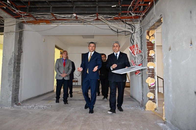 Vali Şahin'den Kaş'a Ziyaret: Bisiklet Turu Başladı, Yatırımlar İncelendi - Görsel 5