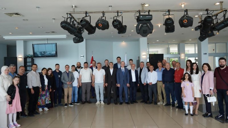 Karadeniz Teknik Üniversitesi'nde Bayramlaşma Coşkusu - Görsel 2