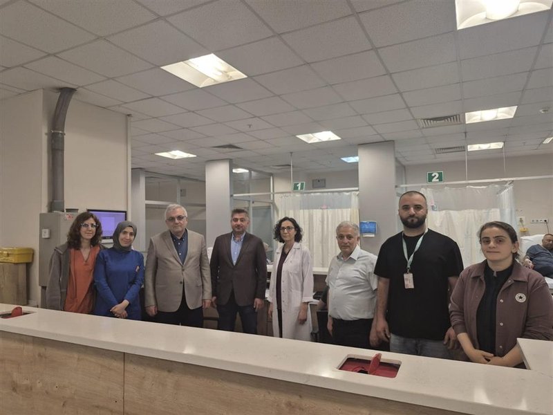 Kocaeli İl Sağlık Müdürü Pehlevan'dan Gebze Fatih Devlet Hastanesi'ne Bayram Ziyareti - Görsel 3